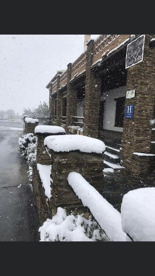 Hotel El Picon De Sierra Nevada Jérez del Marquesado Kültér fotó