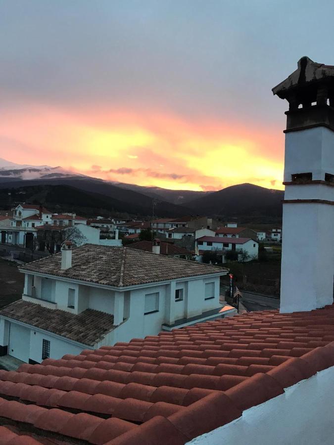 Hotel El Picon De Sierra Nevada Jérez del Marquesado Kültér fotó